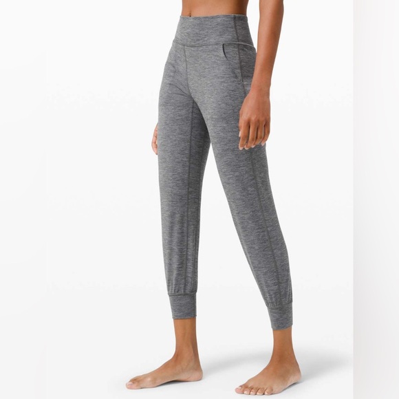 lululemon Align™ High-Rise Jogger *Full Length, Size 4, Heathered Black - Picture 1 of 4